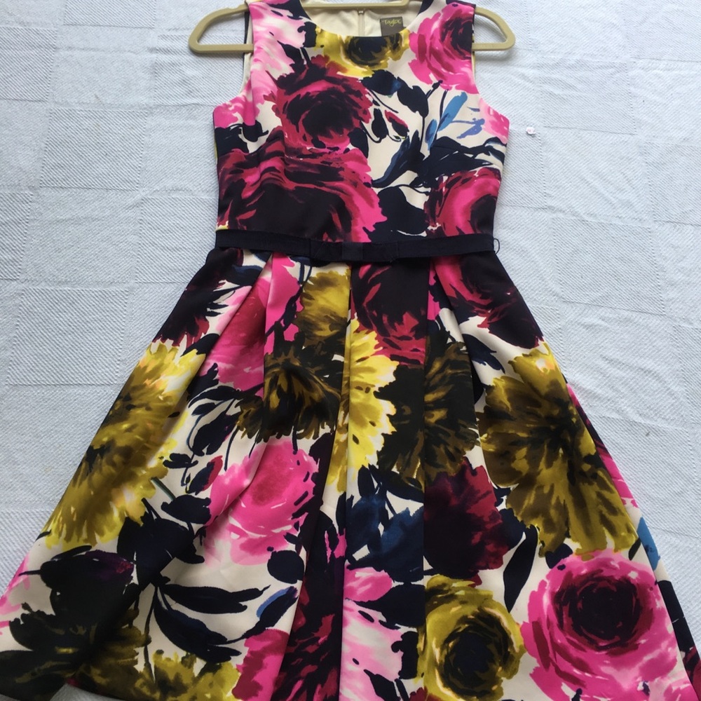 Taylor Dress